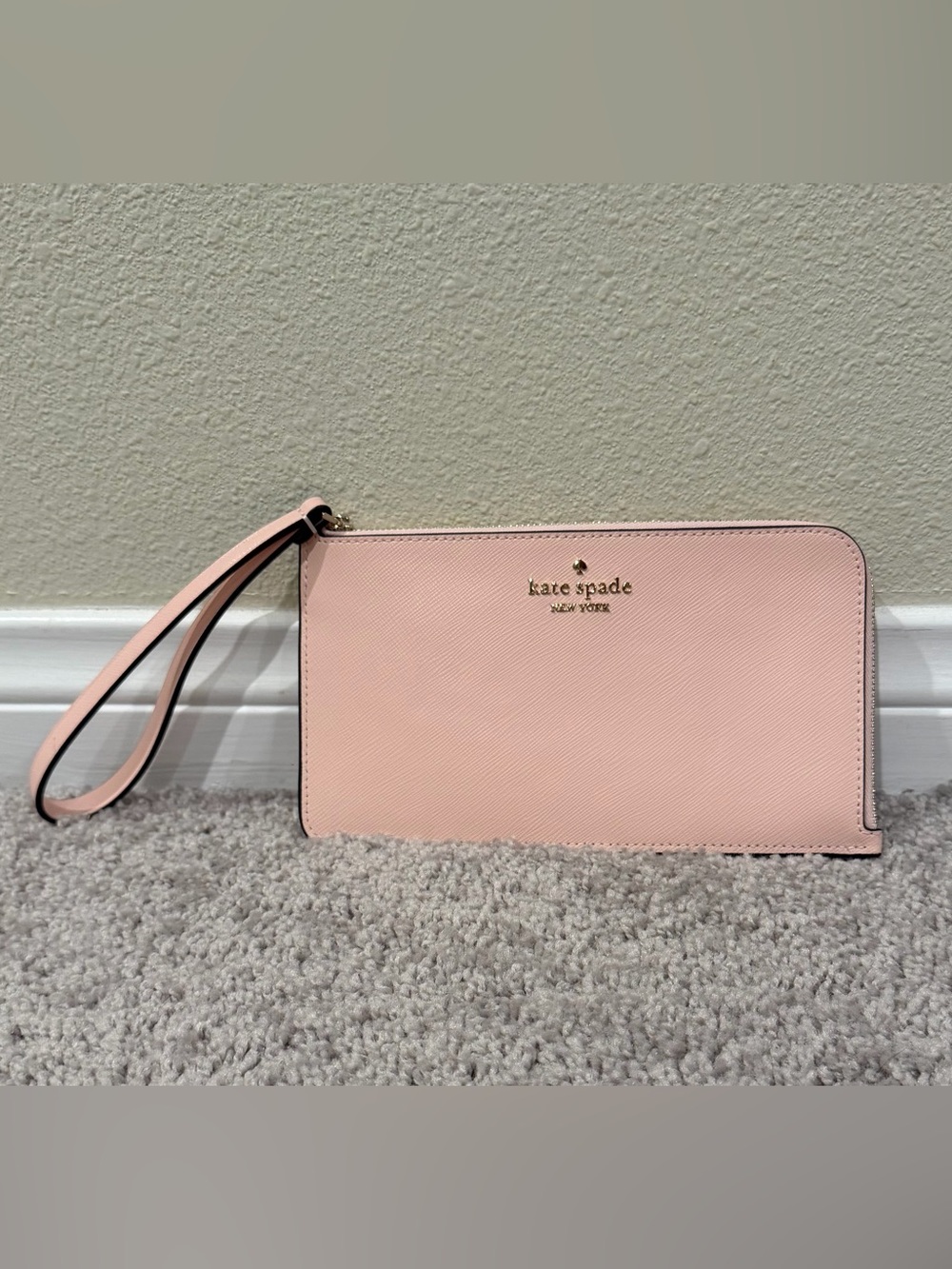 Kate Spade New York Women's Pink Wallet-purses